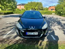 Svart Begagnad 2011 Peugeot 308 Halvkombi | 49 000 kr (Marknadspris)