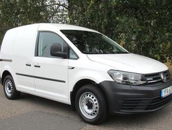 Vit Begagnad 2018 VW Caddy Minibuss | 143 750 kr