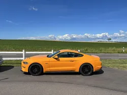 Orange Begagnad 2018 Ford Mustang GT Sportkupé | 449 000 kr (Marknadspris)