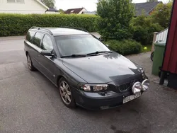 Grå Begagnad 2004 Volvo V70 Business Edition Kombi | 6 000 kr (Superpris)