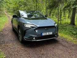 Grå Begagnad 2023 Subaru Solterra SUV | 519 500 kr (Marknadspris)