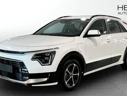 Vit (white) Ny 2025 Kia Niro SUV | 336 600 kr (Superpris)