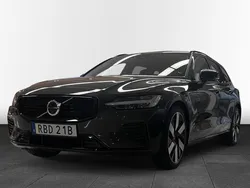 Grå Ny 2024 Volvo V60 Ultimate Kombi | 515 000 kr (Marknadspris)