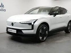 Vit Begagnad 2023 Volvo EX30 Ultra SUV | 399 900 kr (Marknadspris)