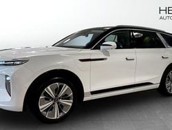Vit (white) Begagnad 2023 Hongqi E-HS9 SUV | 569 900 kr (Marknadspris)