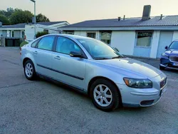 Silver Begagnad 2005 Volvo S40 Sedan | 27 000 kr (Marknadspris)