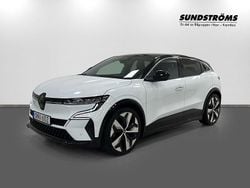 Vit Begagnad 2022 Renault Mégane IV Techno Halvkombi | 299 900 kr