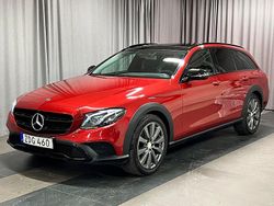 Röd Begagnad 2017 Mercedes E220 Avantgarde Kombi | 299 900 kr (Lite dyr)