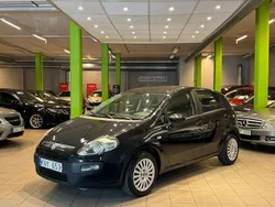 Svart Begagnad 2010 Fiat Punto Evo Dynamic Halvkombi | 29 900 kr
