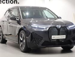 Grå Begagnad 2023 BMW iX Comfort Edition SUV | 699 000 kr (Lite dyr)