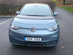 Blå Begagnad 2021 VW ID.3 Pro Performance Halvkombi | 239 900 kr (Marknadspris)