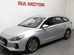 Silver Begagnad 2017 Hyundai i30 Comfort Kombi | 89 800 kr (Lite dyr)