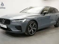 Grå Begagnad 2022 Volvo V60 R-Design Kombi | 449 900 kr (Bra pris)