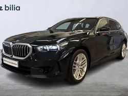 Svart Begagnad 2024 BMW 530e Kombi | 599 000 kr (Superpris)