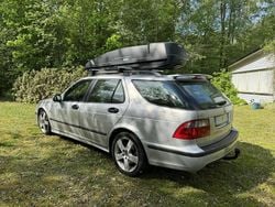 Grå Begagnad 2005 Saab 9-5 Aero Kombi | 21 000 kr (Marknadspris)