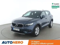 Mörkblå Begagnad 2021 Volvo XC40 Momentum SUV | 349 000 kr (Marknadspris)