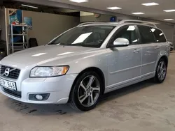 Ljusgrå (grå) Begagnad 2012 Volvo V50 Momentum Kombi | 45 000 kr (Marknadspris)
