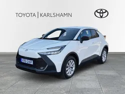Vit Ny 2024 Toyota C-HR Style SUV | 399 000 kr (Superpris)