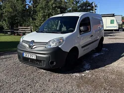 Vit Begagnad 2017 Renault Kangoo Minibuss | 75 000 kr (Bra pris)