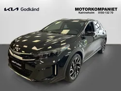 Svart (pearl black metallic) Begagnad 2023 Kia XCeed Advance SUV | 344 900 kr (Lite dyr)