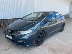 Mörkblå (blå) Begagnad 2013 Honda Civic Sport Halvkombi | 129 000 kr (Marknadspris)