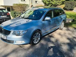 Ljusblå Begagnad 2010 Skoda Superb Elegance Kombi | 34 900 kr (Superpris)