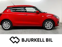 Röd Begagnad 2022 Suzuki Swift Halvkombi | 189 900 kr (Marknadspris)