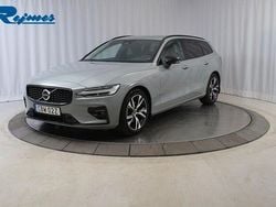 Grå Begagnad 2024 Volvo V60 Plus Kombi | 399 900 kr (Bra pris)