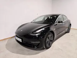 Svart Begagnad 2020 Tesla Model 3 Long Range AWD Sedan | 189 500 kr (Marknadspris)