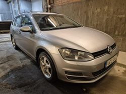 Silver Begagnad 2015 VW Golf VII Kombi | 128 000 kr (Marknadspris)