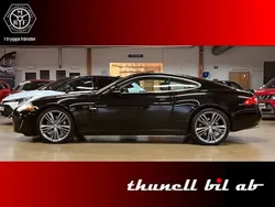 Svart Begagnad 2009 Jaguar XK Portfolio Sportkupé | 389 500 kr