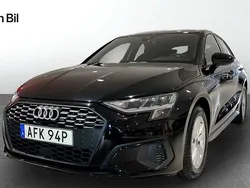 Svart Begagnad 2022 Audi A3 Sportback Proline Halvkombi | 229 000 kr (Marknadspris)