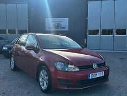 Röd Begagnad 2013 VW Golf VII Halvkombi | 69 900 kr (Marknadspris)