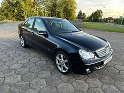 Svart Begagnad 2005 Mercedes C180 Classic Sedan | 47 800 kr (Marknadspris)