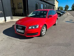 Röd Begagnad 2011 Audi A3 Sportback Attraction Halvkombi | 69 000 kr (Bra pris)