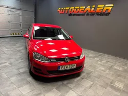 Röd Begagnad 2014 VW Golf VII Halvkombi | 99 900 kr (Marknadspris)