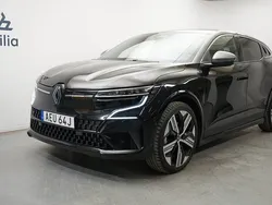 Svart Begagnad 2022 Renault Mégane Iconic Halvkombi | 299 900 kr (Bra pris)