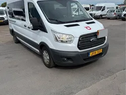 Vit Begagnad 2018 Ford Transit Minibuss | 87 000 kr
