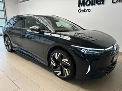 Svart Begagnad 2025 VW ID.7 GTX Sedan | 639 000 kr (Bra pris)
