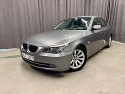 Grå Begagnad 2009 BMW 520 Sedan | 79 900 kr (Lite dyr)
