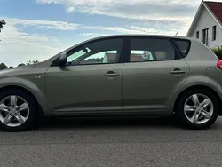 Silver Begagnad 2011 Kia Ceed Halvkombi | 44 900 kr (Marknadspris)