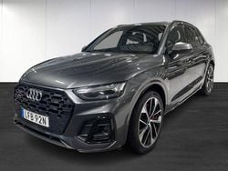 Grå Begagnad 2022 Audi Q5 Sport SUV | 599 000 kr