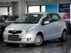 Silver Begagnad 2008 Toyota Yaris Halvkombi | 24 900 kr (Marknadspris)