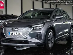 Grå Begagnad 2021 Audi Q4 e-tron Comfort SUV | 299 500 kr