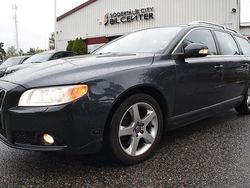 Grå Begagnad 2009 Volvo V70 Summum Kombi | 84 990 kr (Marknadspris)