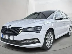Vit Begagnad 2020 Skoda Superb Sedan | 269 000 kr (Lite dyr)