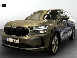 Grå (graphite grey metallic) Begagnad 2025 Skoda Kodiaq SUV | 429 900 kr (Bra pris)