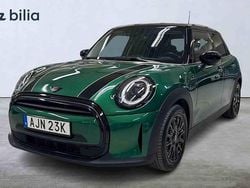 Grön Begagnad 2023 Mini Cooper Halvkombi | 239 900 kr