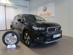 Svart Begagnad 2021 Volvo XC40 SUV | 289 900 kr (Superpris)
