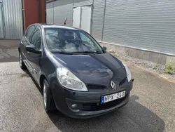 Grå Begagnad 2009 Renault Clio R.S. Halvkombi | 22 000 kr (Superpris)